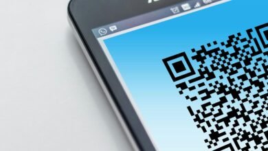 من هنا قم بإنشاء QR Code خاص بك